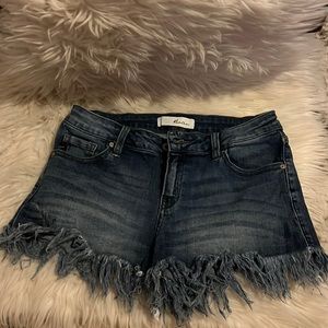 KanCan frayed denim shorts 🩳
